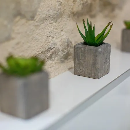 Mana Centre * Σπλιτ