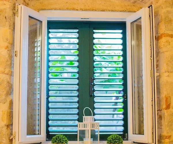 Daire Mana Centre Split